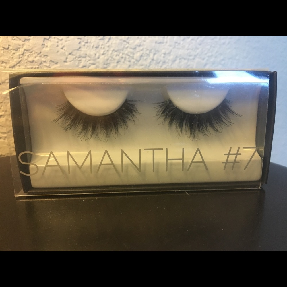 BNIB Huda Lashes Samantha #7